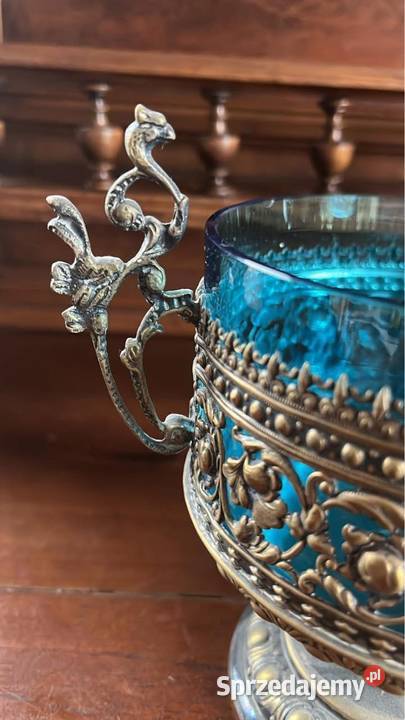 Cukiernica na stopie plater z kobaltowym szkłem sprzedam