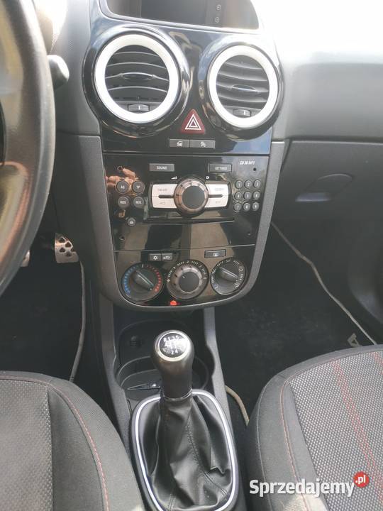 Opel Corsa D 2010 14 LPG Barbarka