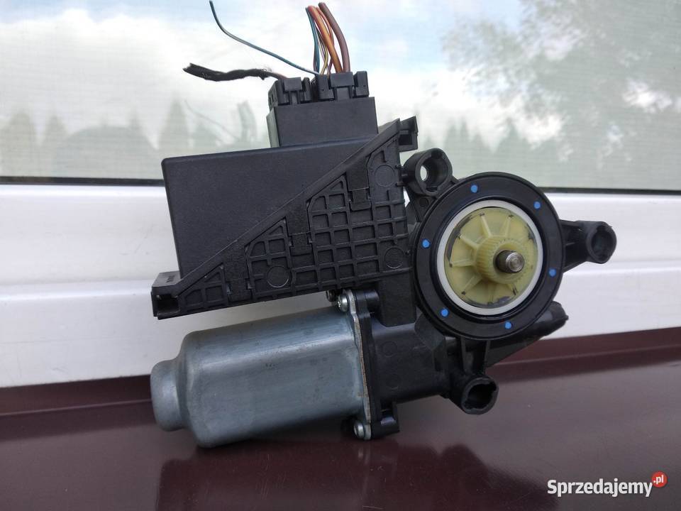 VW Polo 9N3 Transporter T5 silniczek podnoszenia Sieradz