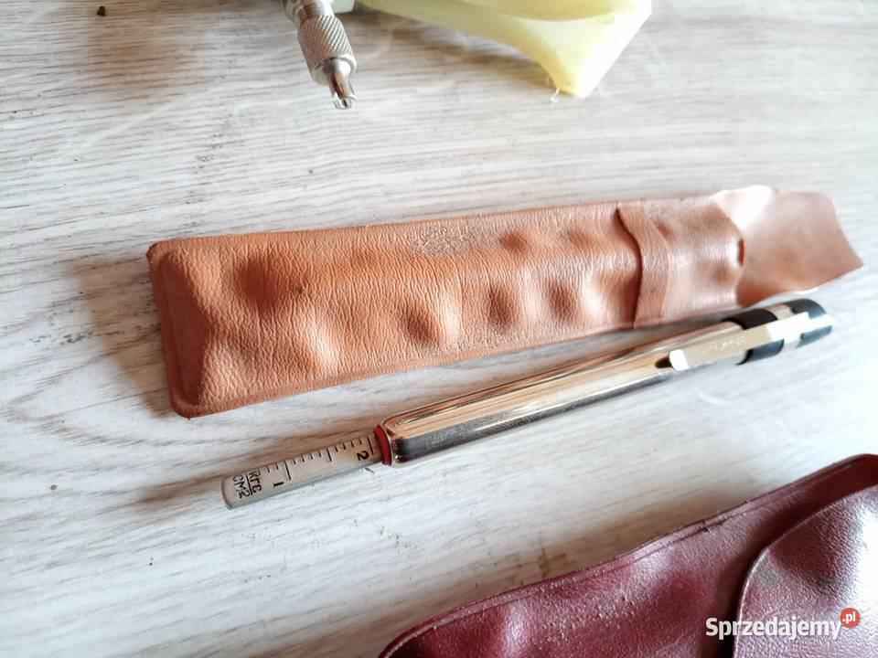 Miernik ciśnienia w oponach prl Ciśnieniomerze do kół Stalowa Wola