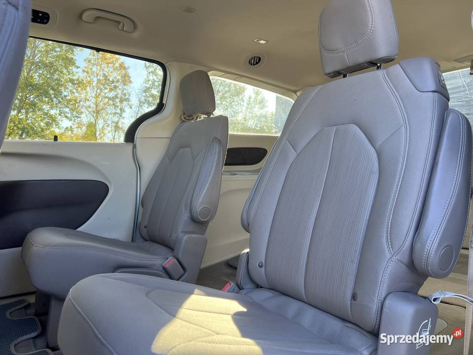 Chrysler Pacifica 2022 bluetooth Warszawa