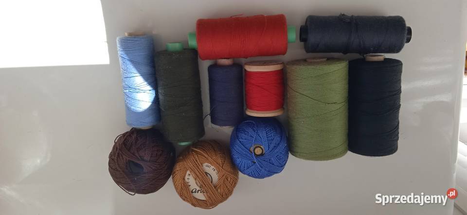 nici 11 niekompletnych szpulek różne kolory i Bydgoszcz sprzedam