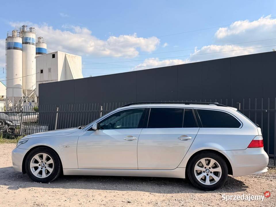 BMW E61 25 benzyna 2007 Piaseczno sprzedam