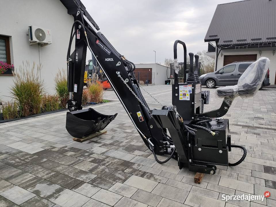 Koparka do Ciągnika na TUZ szybka realizacja Pozostałe Zbuczyn