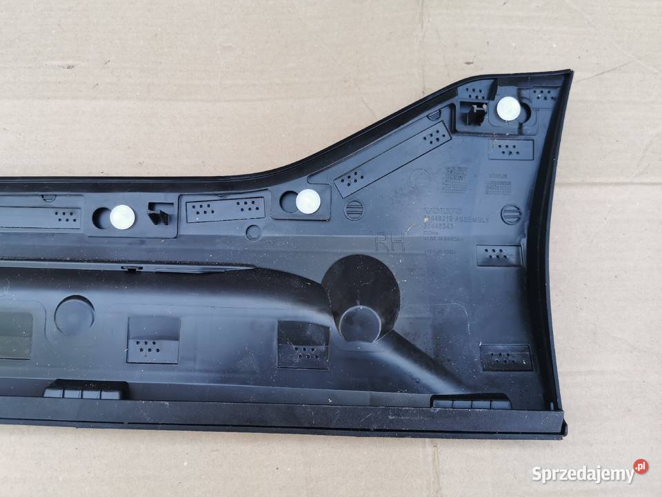 Listwa drzwi tył prawa rh Volvo xc40 17 31448319 Karoseria Sieraków