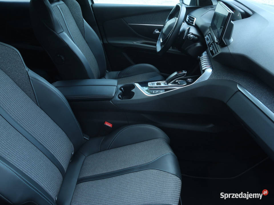 Peugeot 3008 12 PureTech Piaseczno