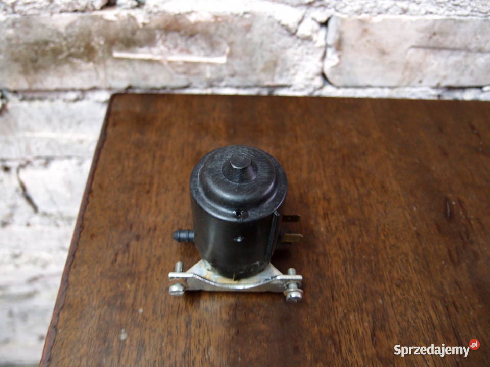 Pompka spryskiwacza Tesla APO 04001 12V Litovel Łódź sprzedam