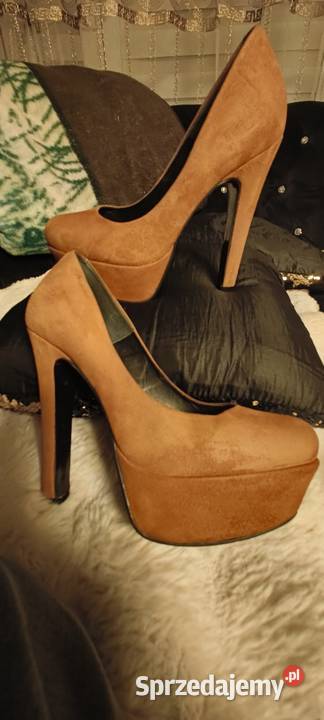 KURT GEIGER damskie buty szpilki zamsz brazowe Nowa Dęba sprzedam