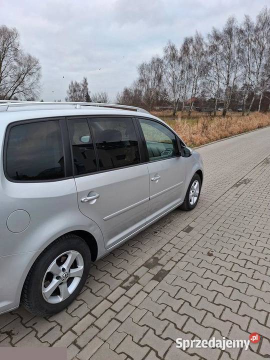 VW Touran 16 TDI DPF Life 105 2013r Bogata wielkopolskie