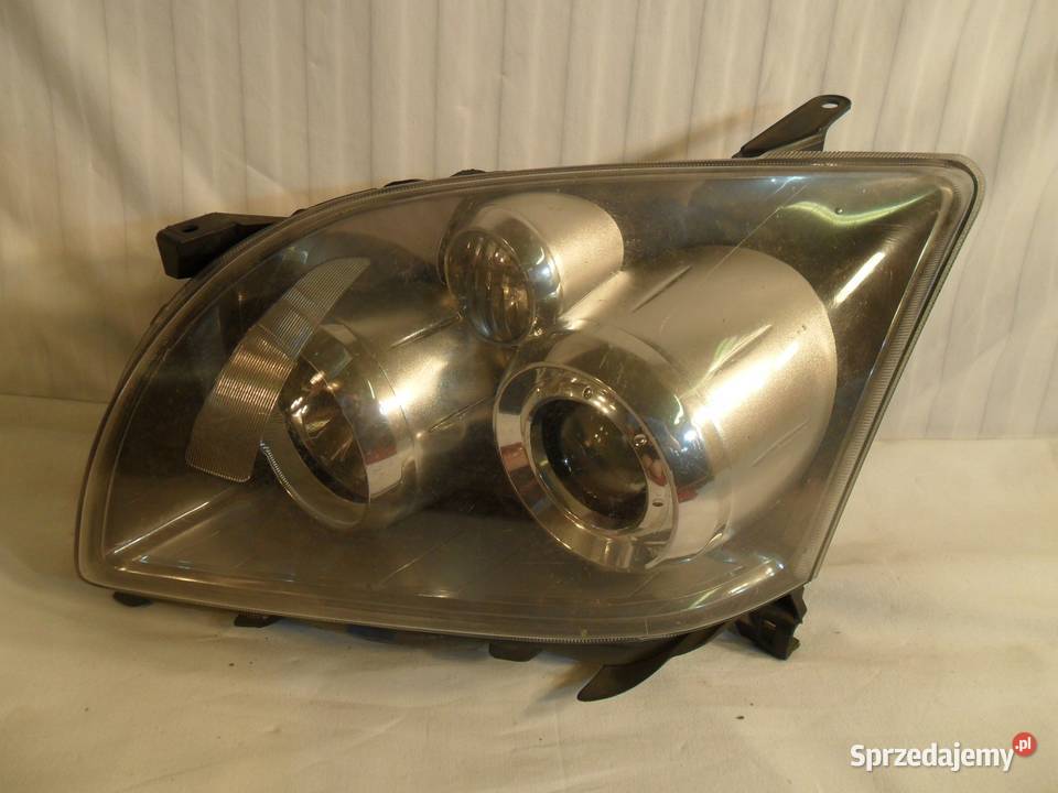 TOYOTA AVENSIS T25 LIFT 2007 2008 2009 XENON