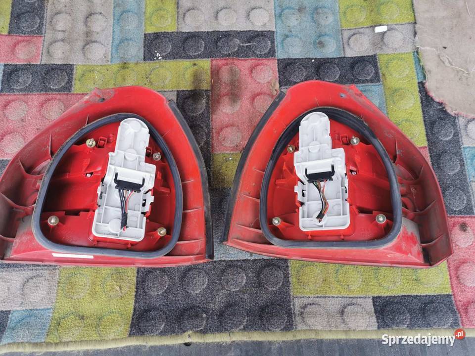 Audi a3 8L LAMPY TYŁ KPL LEWA PRAWA oryginal osobowe Pionki