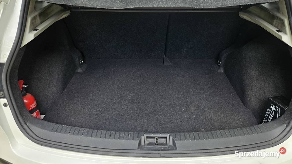 Nissan Qashqai 2013r 16 benzyna krajowy biała Motoryzacja Wrocław