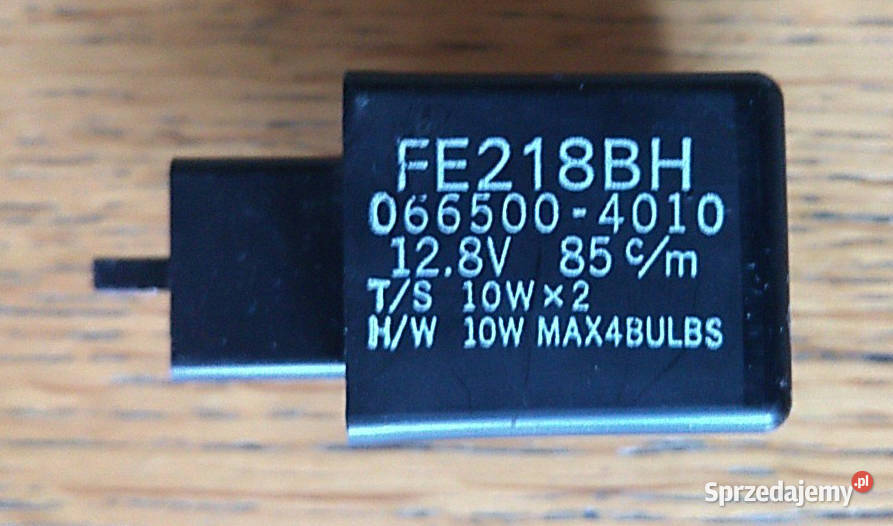 YAMAHA przerywacz kierunków OEM MT09 żarówki Warszawa