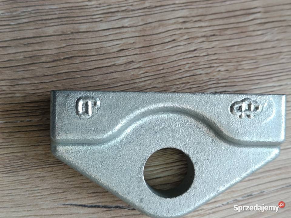 Wspornikuchwyt belki John Deere L79378 2 x śruba System zaczepowy sprzedam