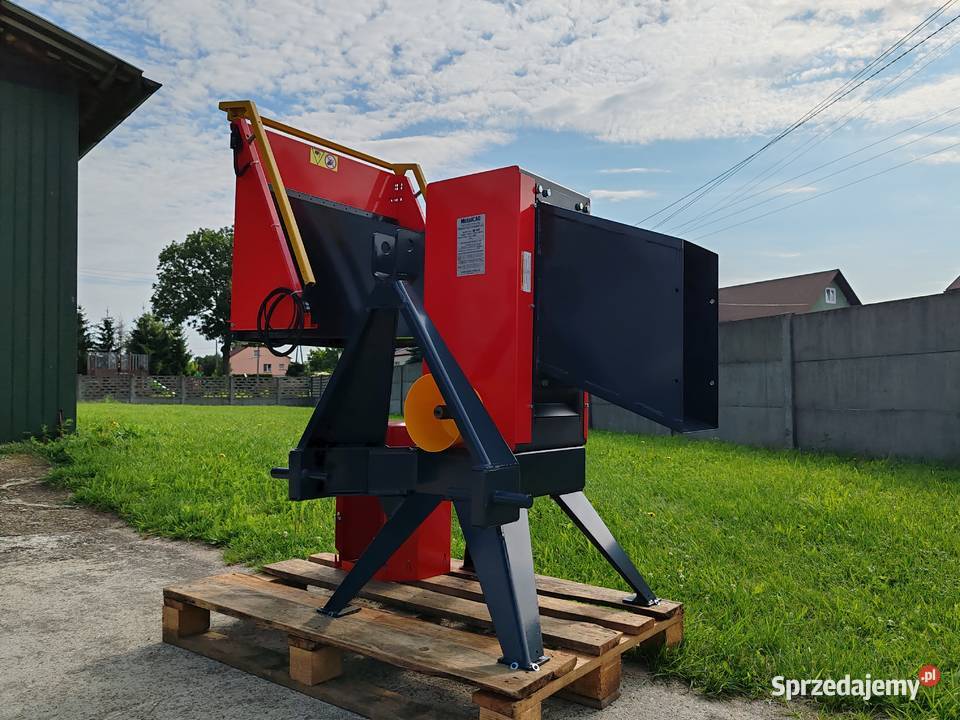 MOCNY Rębak walcowy do gałęzi drewna traktora HR Nasielsk