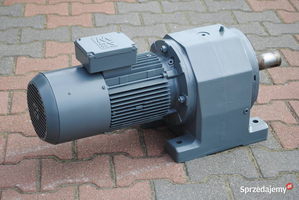 Motoreduktor dwubiegowy 0824kw 1340obr z Kargowa