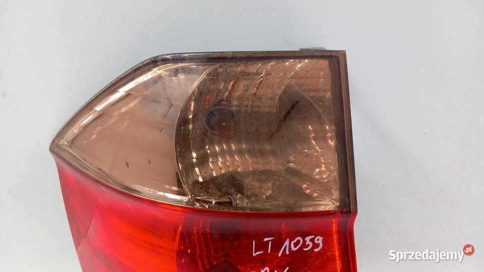 HONDA FRV LAMPA TYŁ LEWY