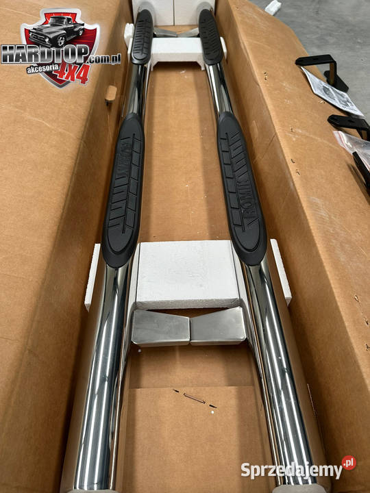 Progi Boczne Stopnie Mitsubishi Pajero IV Romik Progi