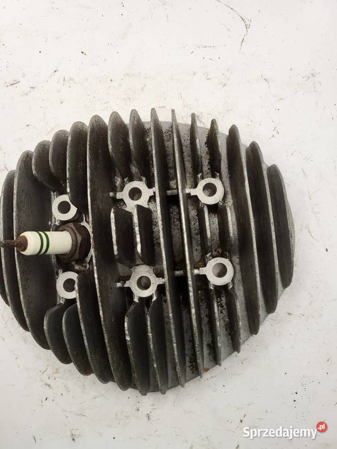 TRIUMPH GŁOWICA SILNIKA CAŁE ŻEBERKA Rybnik