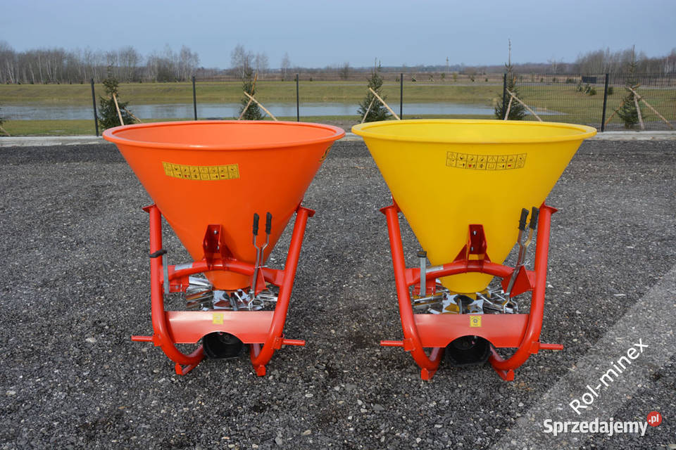Rozsiewacz do nawozów Lejek do nawozu 1 Rozsiewacze nawozów Kłobuck sprzedam