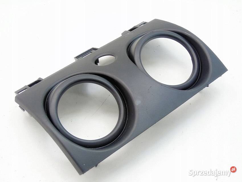 Obudowa osłona kratek nawiewu Mitsubishi Colt VI osobowe Sosnowiec