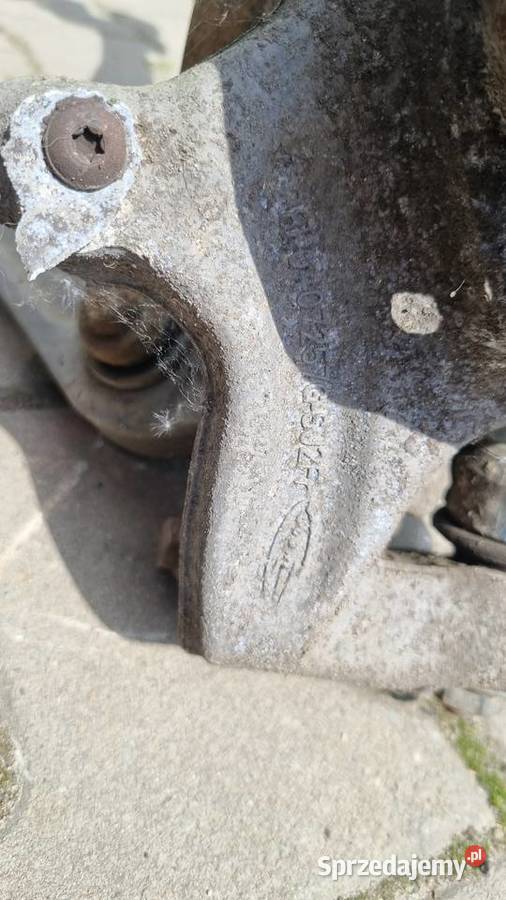 Zwrotnica zawieszenia audi a4 b8 lewy przód Kraków