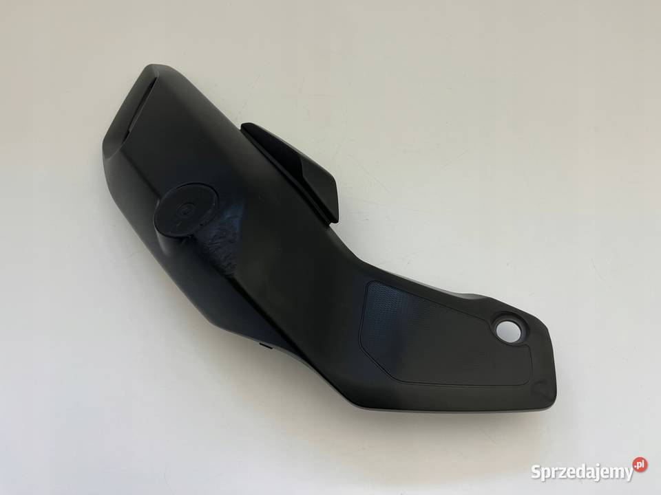 YAMAHA MT07 MTN690 18 Osłona zbiornika Bok P Plastiki Części i akcesoria motocyklowe Łobżenica sprzedam