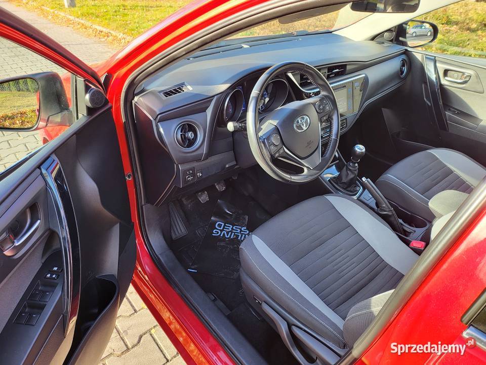 Toyota Auris Lift bez wkładu manualna Auris Warszawa sprzedam