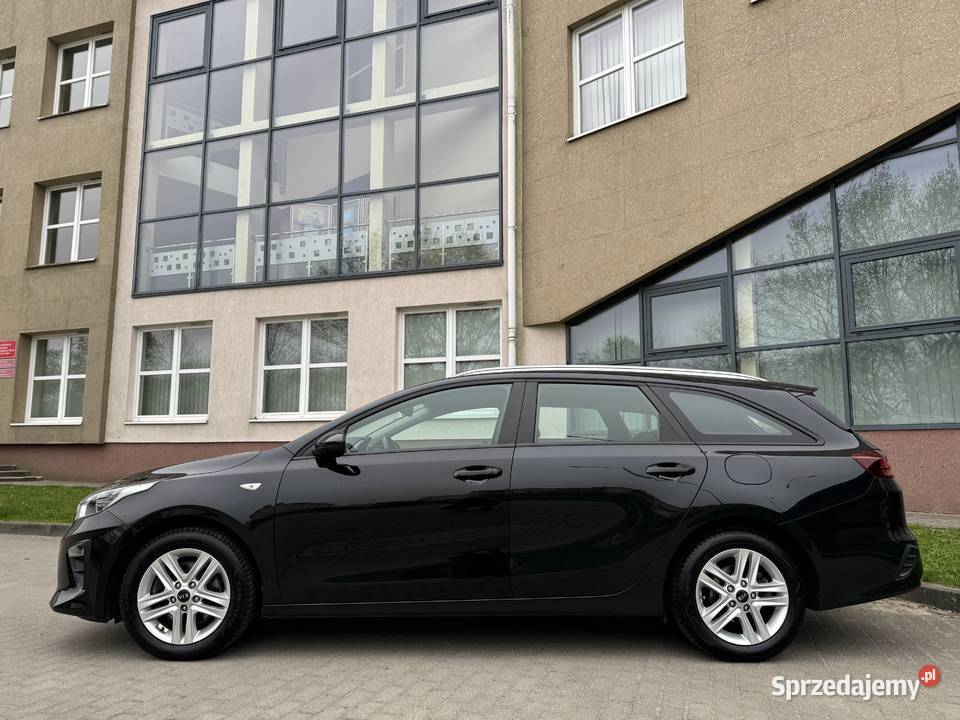 Kia Ceed 14 benzyna radar kamera grzane fotele i nieuszkodzony Elbląg sprzedam