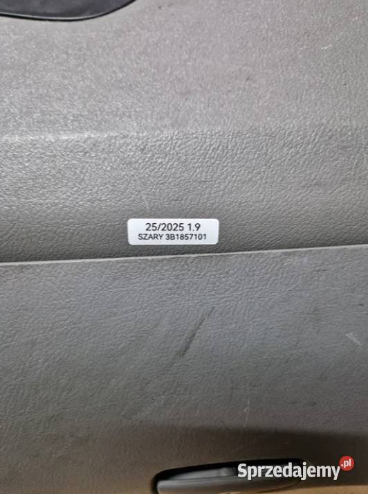 Schowek pasażera passat b5 skoda superB osobowe Złotoryja