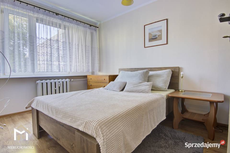 3 pokoje Sikorskiego 1 piętro 60 m2 duży balkon sprzedam