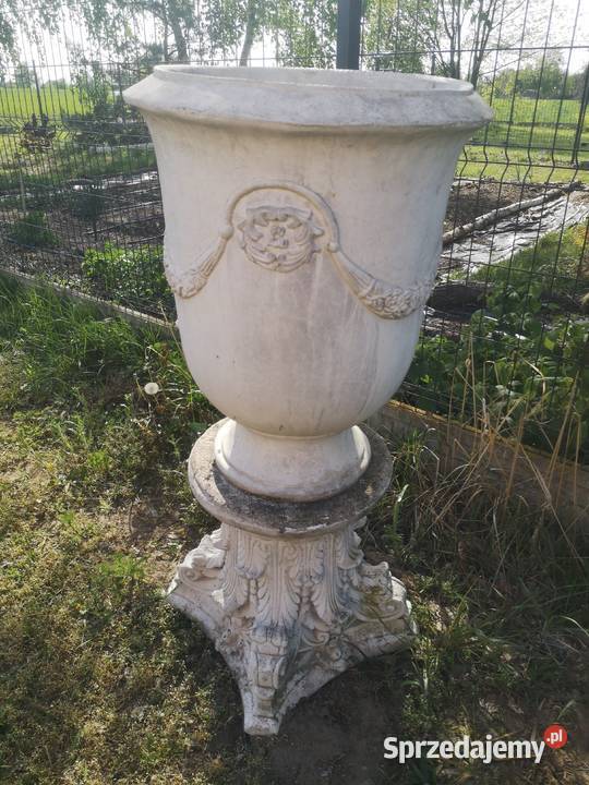 Duża donica betonowa plus postument Aleksandrów Łódzki