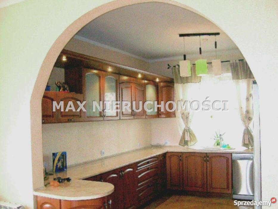 sprzedam dom wolnostojący 300m Radzymin 300m2