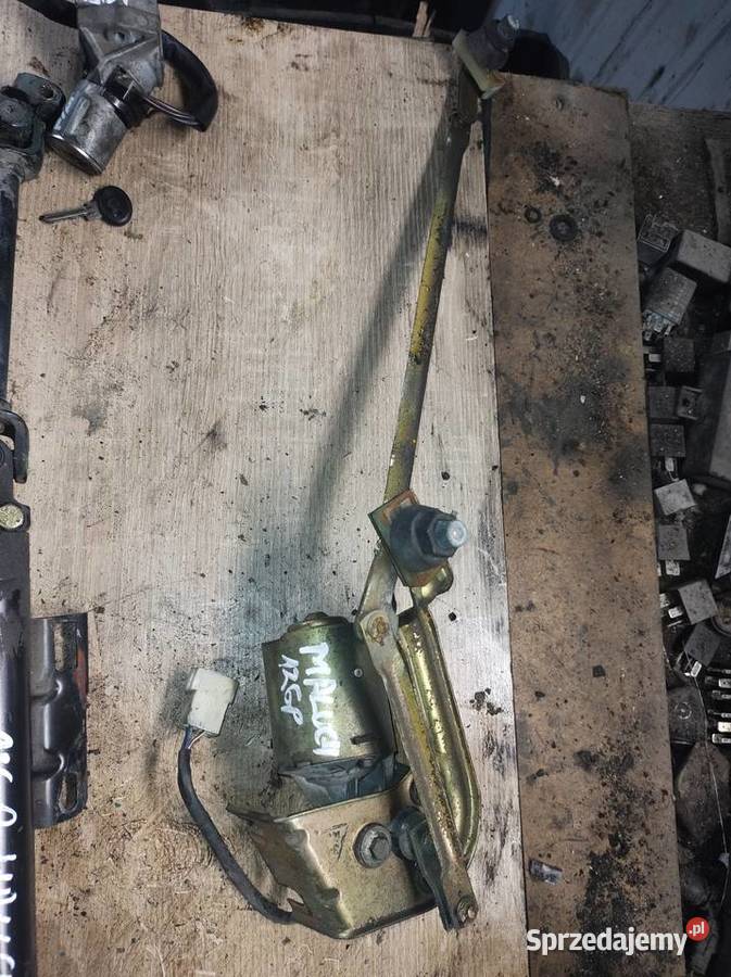 Fiat 126p Maluch silniczek wycieraczek mechanizm wyposażenie elektryczne świętokrzyskie