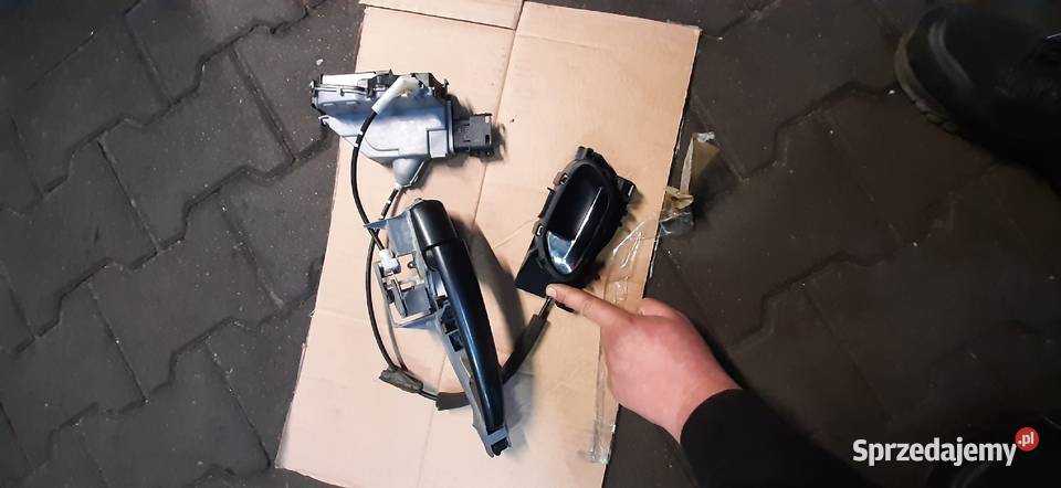 Klamka Zewnętrzna Wewnętrzna Zamek Lewy Tyl osobowe śląskie Kłobuck