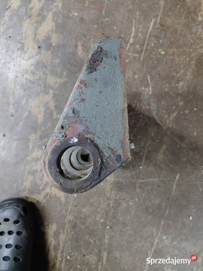 Wspornik zaczepu górnego