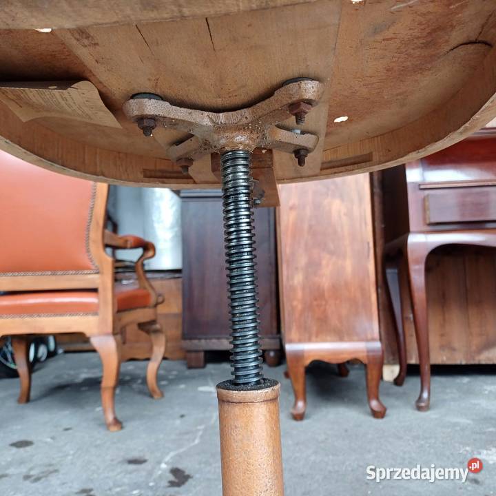 Industrialne Krzesło obrotowe do biurka Suchorzew