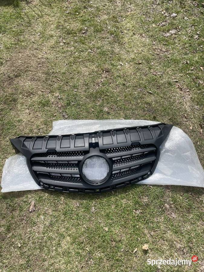 Grill Atrapa do Mercedesa Citan Sanice