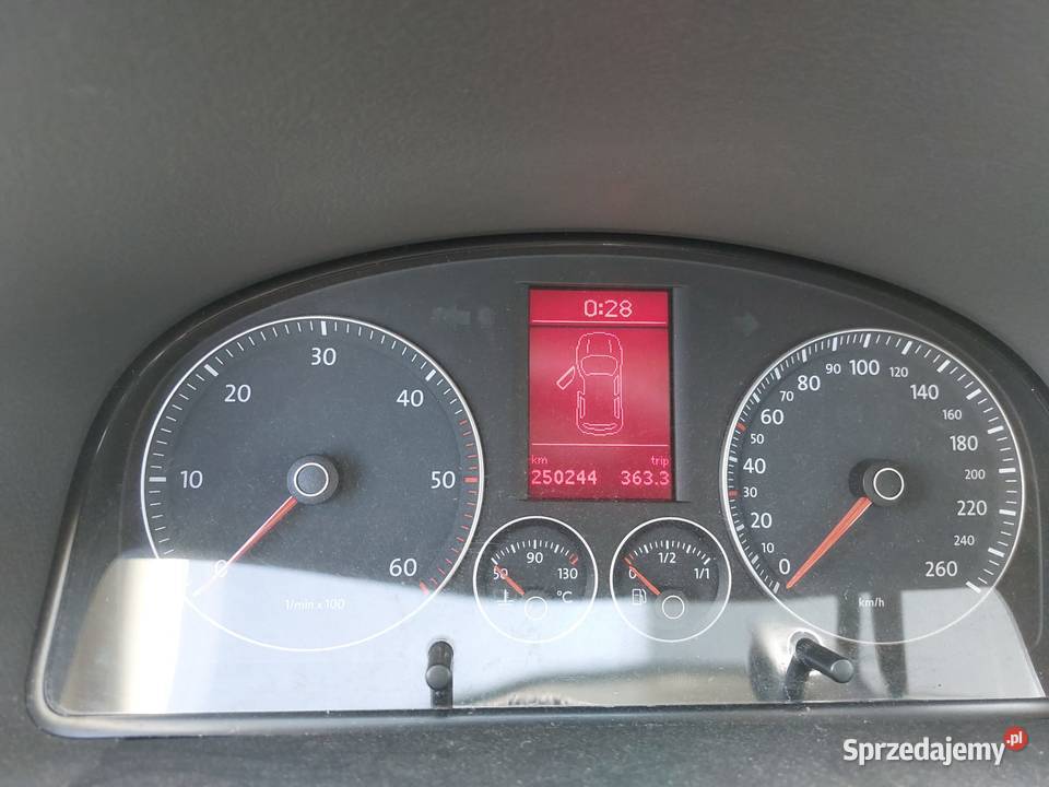 Volkswagen Touran 19 TDI 2007 manualna Rokitnica