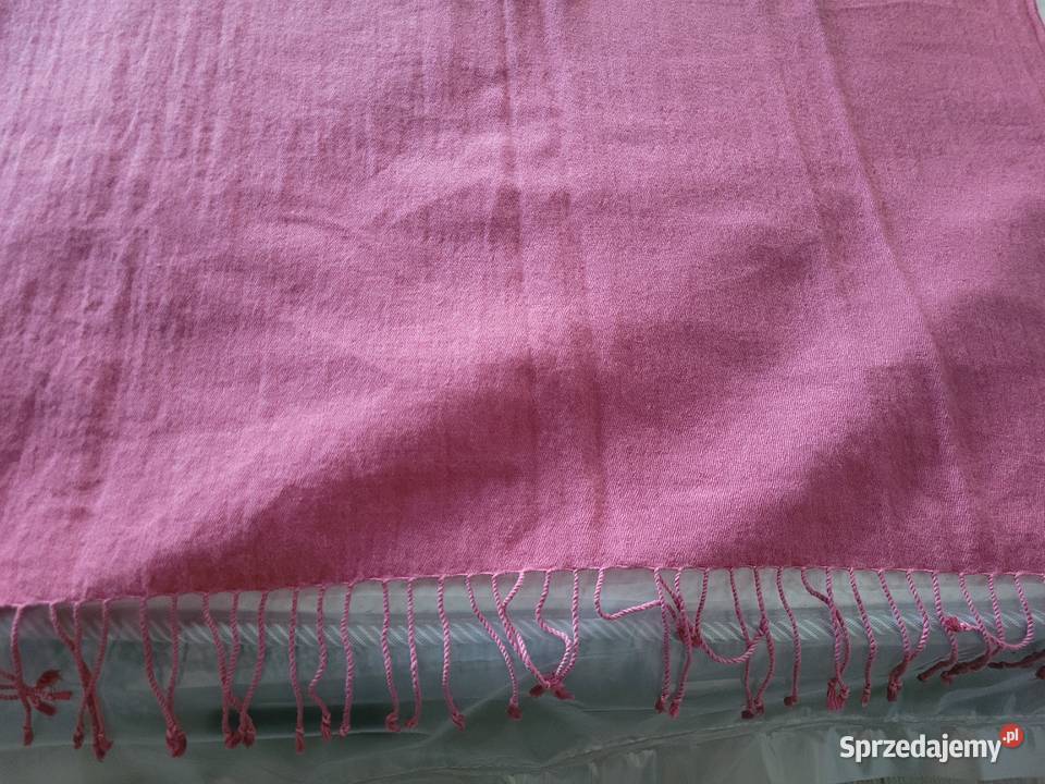 Łososiowa różowa chusta apaszka bandamka Akaru wielkopolskie Poznań