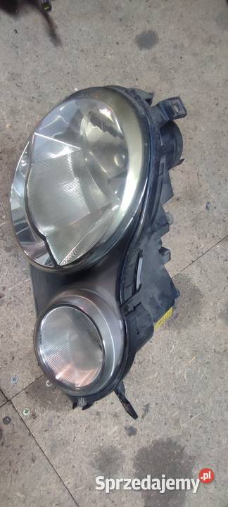 VW POLO 9N REFLEKTOR PRAWY LAMPA PRAWA Trzebnica