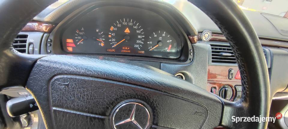 W 210 Mercedes T4 i Celica mazowieckie Warszawa sprzedam