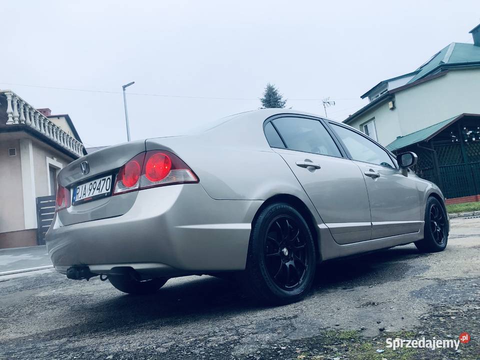 Honda Civic VIII 18 iVTEC 140 LPG AUTOMATIC Przeworsk