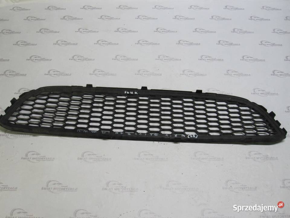 BMW E81 E87 LIFT 07r atrapa grill osobowe Atrapy sprzedam