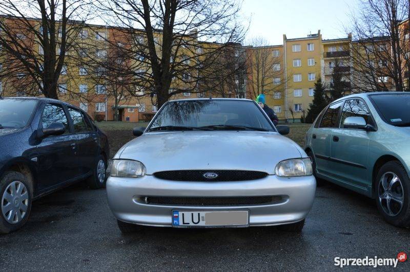 Ford Escort 1300 1998r TANIO Hatchback Lublin