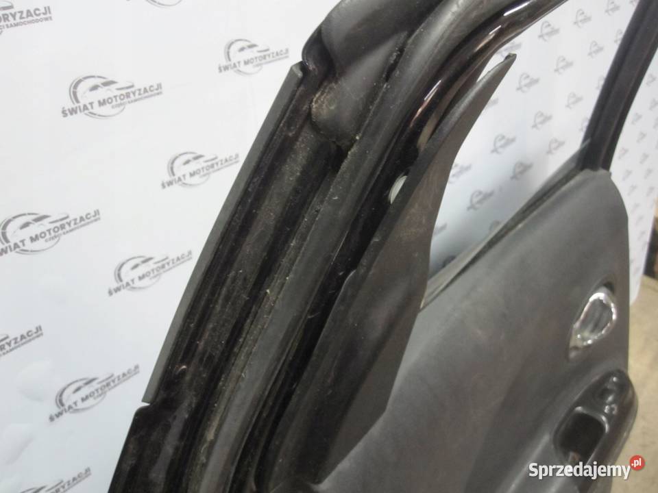 NISSAN JUKE I 13r drzwi lewe tył