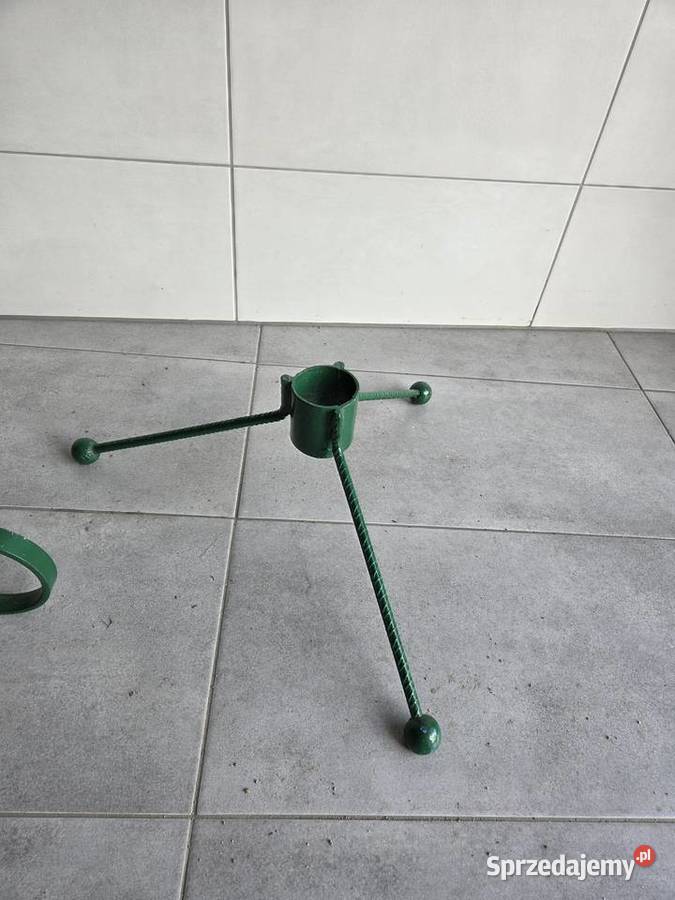 Oddam 2 sztuki stojaki metalowe pod drzewko Liszki