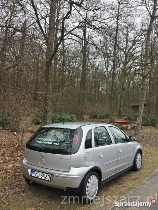 Opel Corsa C 12 80 TWINPORT 2005r 4/5