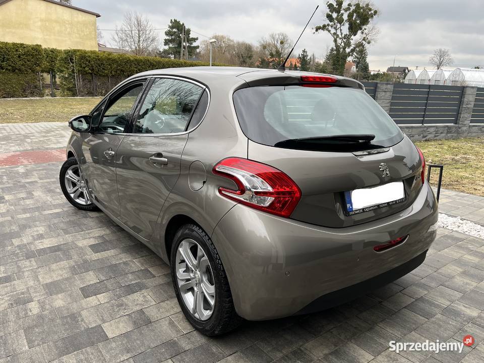 Peugeot 208 2015r 12 Benz Toruń