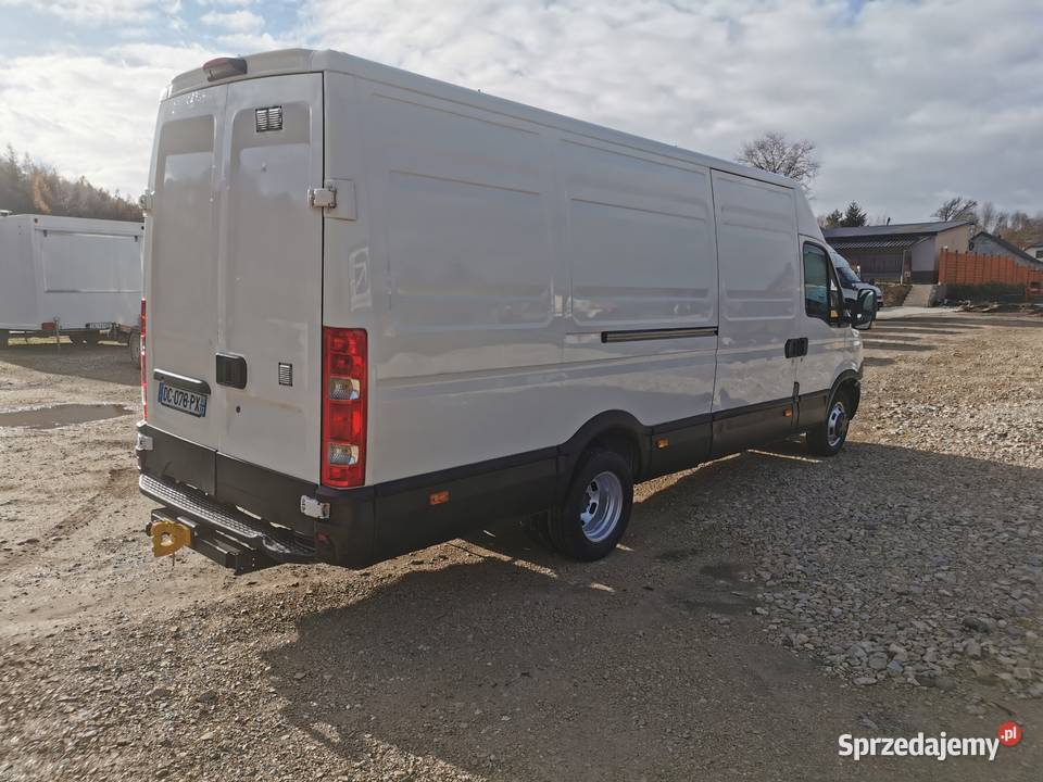 Iveco Daily 35C15 blaszak 30150 blizniak L3H3 nieuszkodzony Książ Wielki